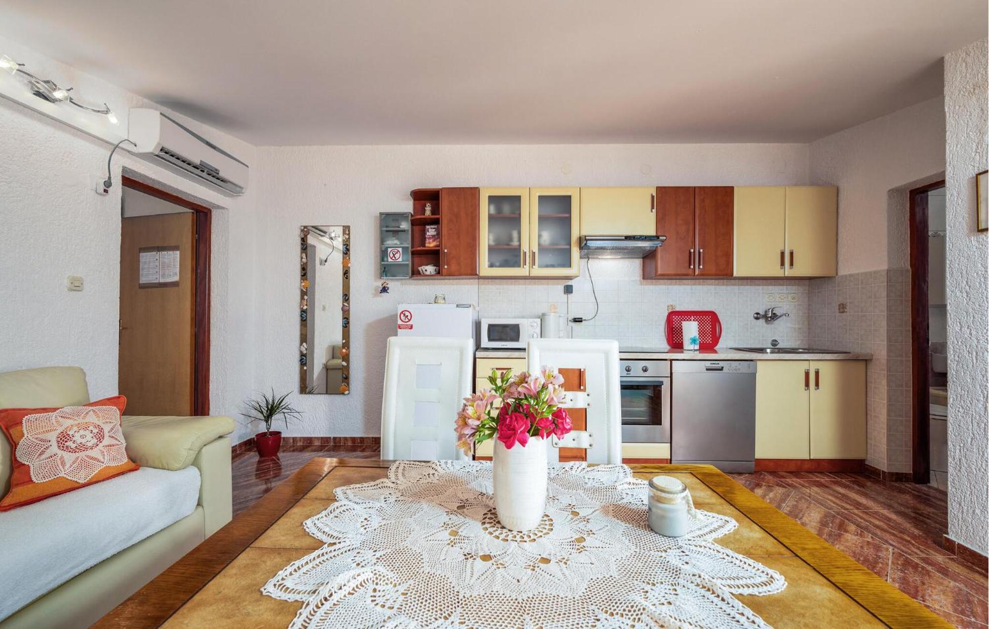 1 Bedroom Beautiful Apartment In Betiga บาร์บารีกา ภายนอก รูปภาพ