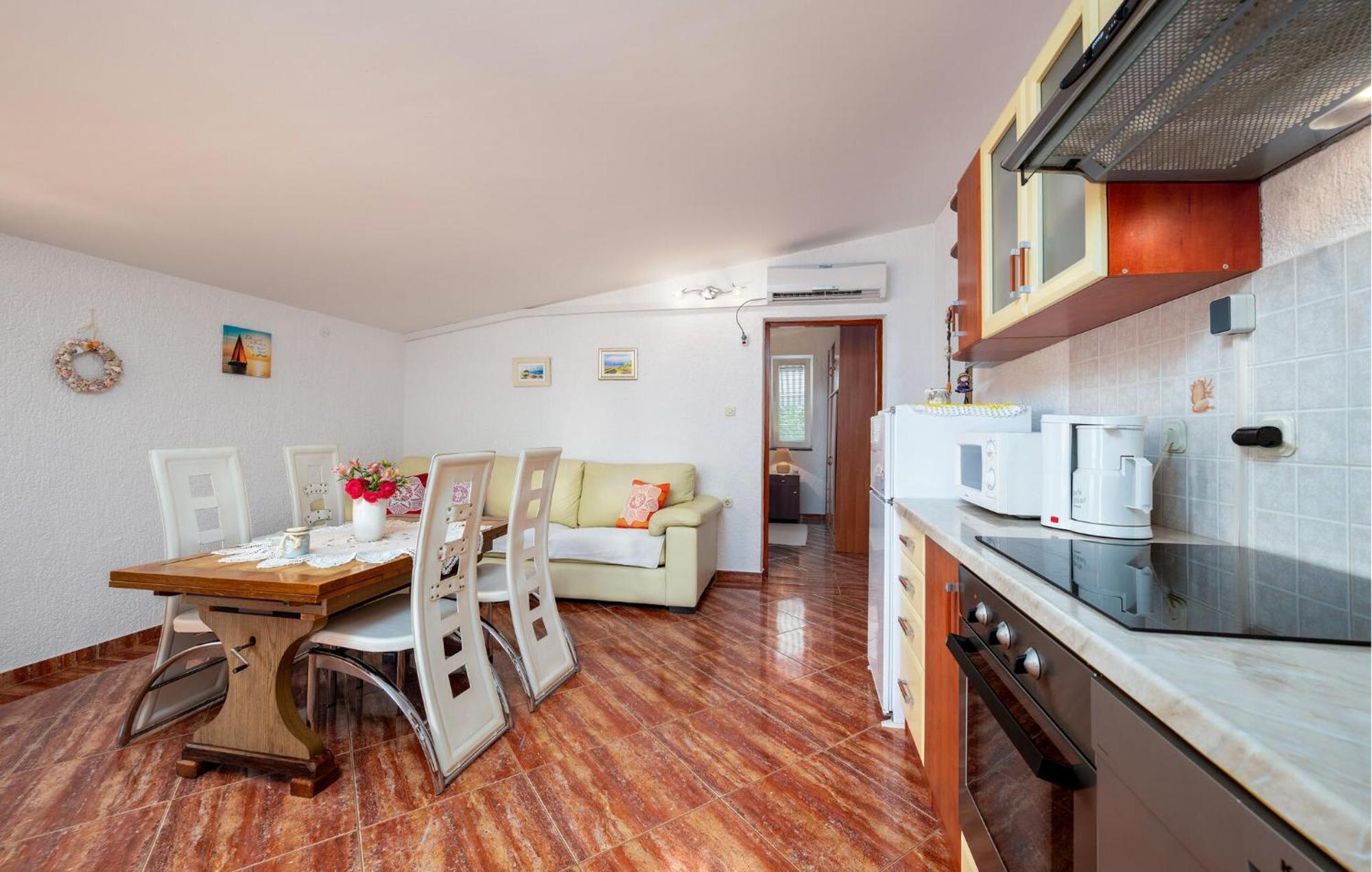 1 Bedroom Beautiful Apartment In Betiga บาร์บารีกา ภายนอก รูปภาพ