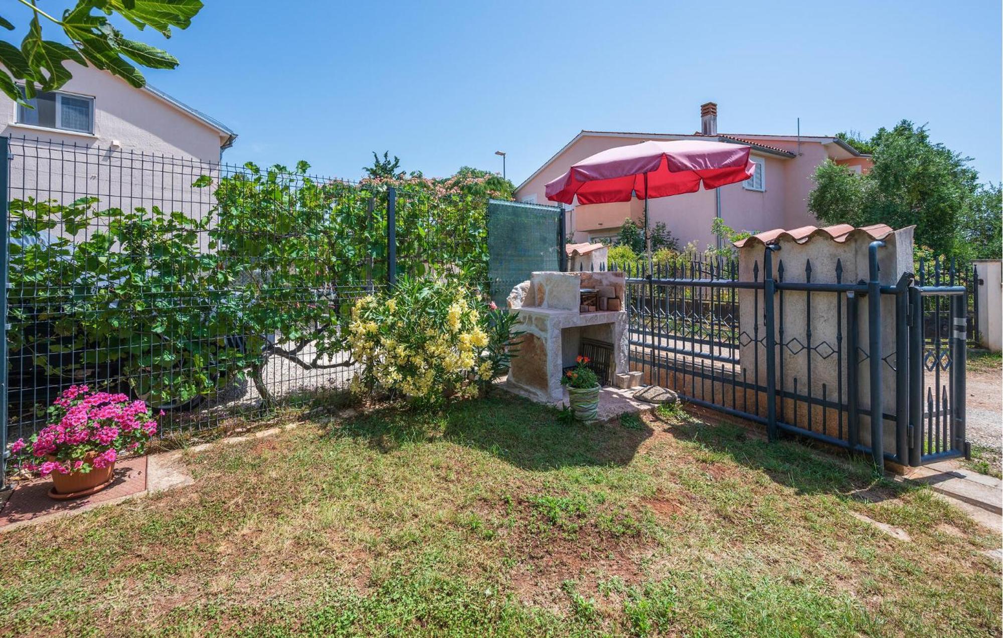 1 Bedroom Beautiful Apartment In Betiga บาร์บารีกา ภายนอก รูปภาพ